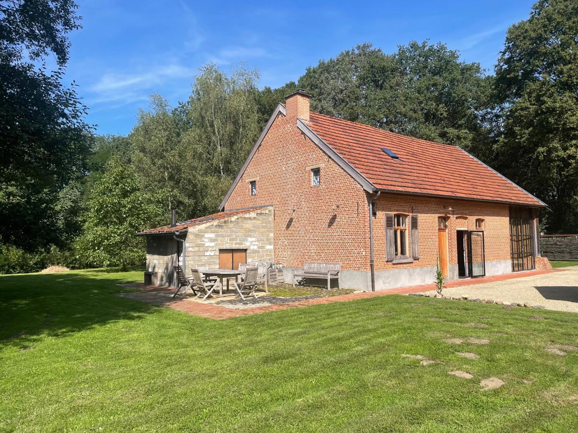 Gasthaus Art Of Einstein Diest Exterior foto